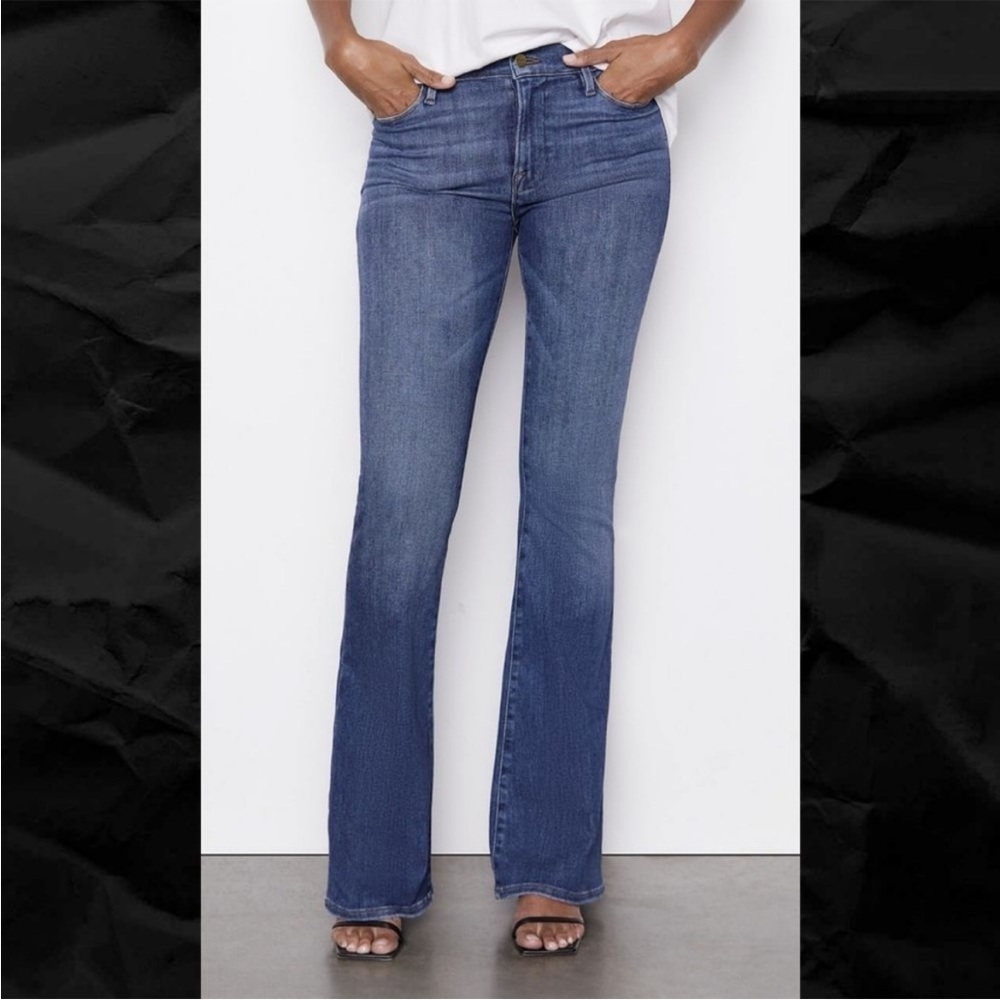 Frame Le High Flare Jeans size 26 asht color